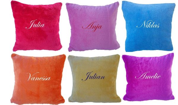 Kuschliges Kissen mit Namen - Farbwahl -